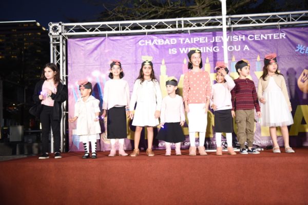 children on stage